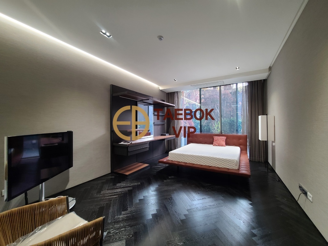 bedroom5