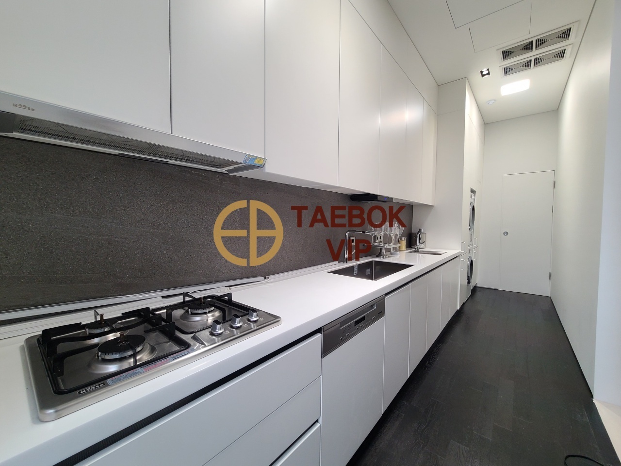 kitchen room